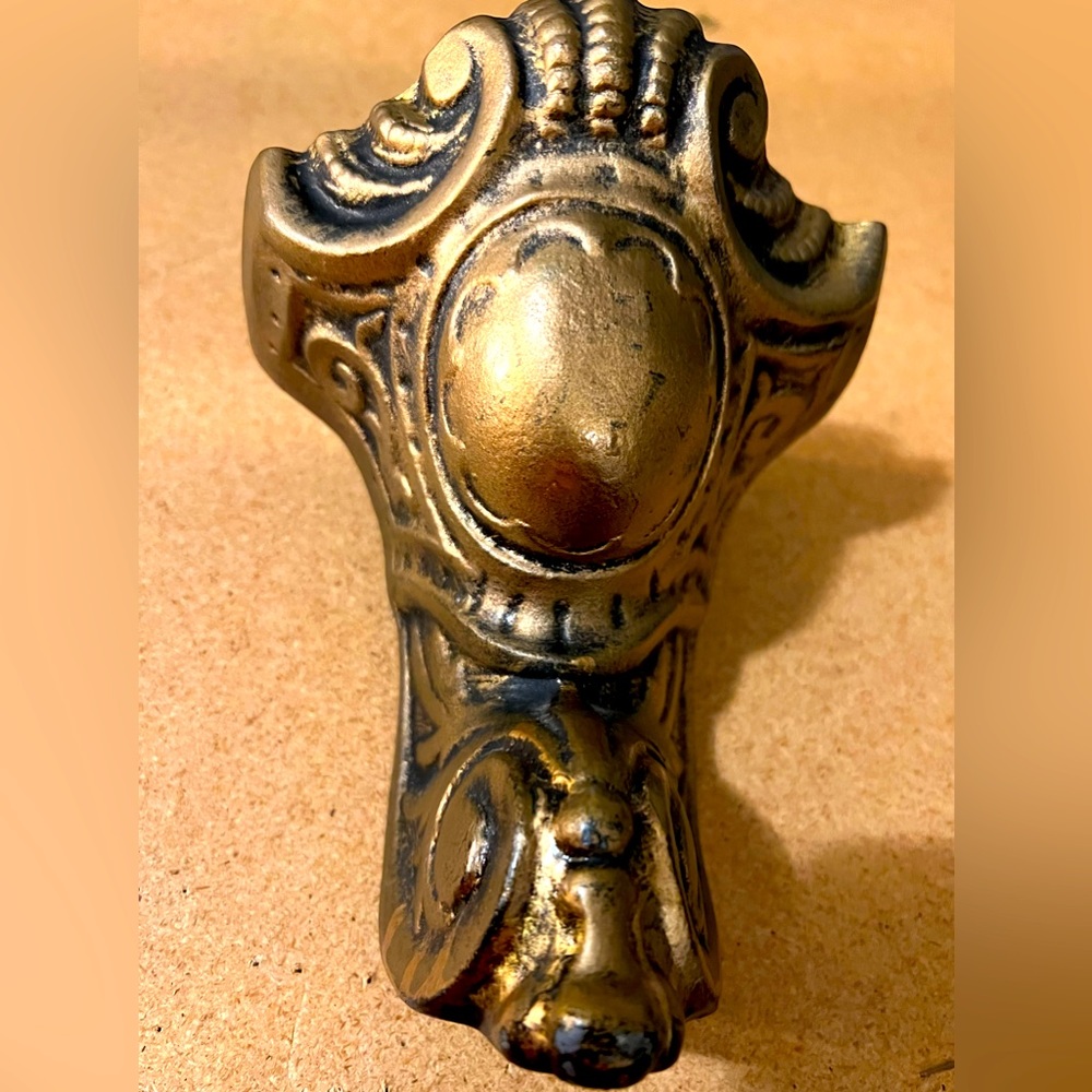 Beautiful Cast Iron Tub Feet (4)